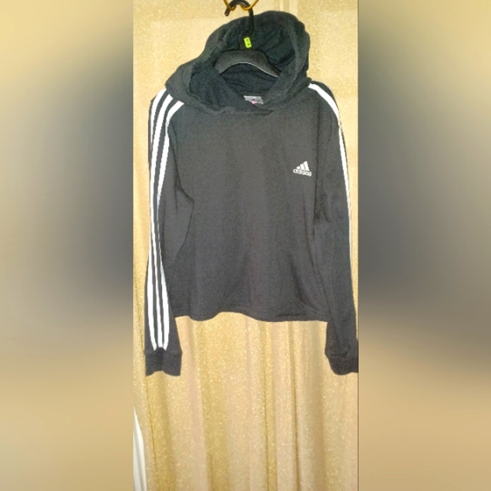 Unisex boys /girls Adidas pull over hoodie size M